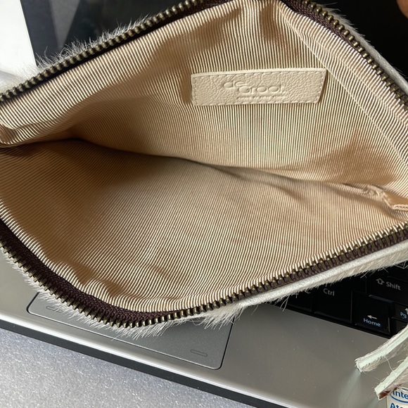 DeGroot Soirée Wrist In Hair On The Hide Metal Ring handle Fully Lined Clutch - Picture 6 of 11